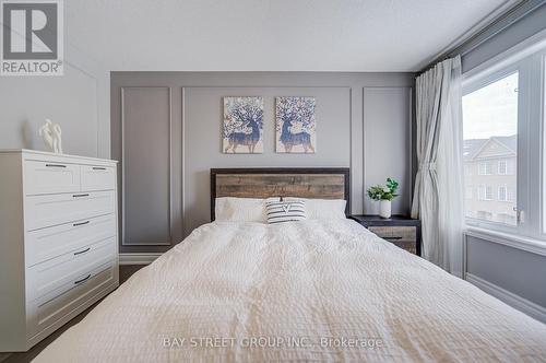 52 Leitchcroft Crescent, Markham, ON - Indoor Photo Showing Bedroom
