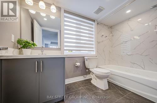 52 Leitchcroft Crescent, Markham, ON - Indoor Photo Showing Bathroom