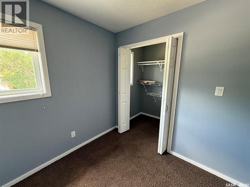 802 Park Avenue, Weyburn, SK - Indoor