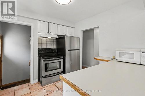 2067 Bangor Street, Ottawa, ON - Indoor Photo Showing Kitchen