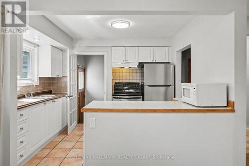 2067 Bangor Street, Ottawa, ON - Indoor Photo Showing Kitchen With Double Sink