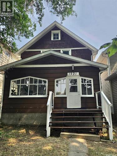 1921 Garnet Street, Regina, SK - Outdoor