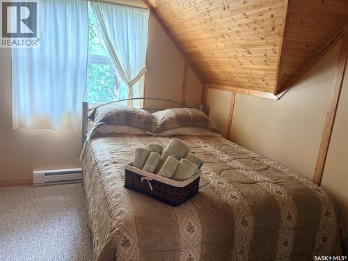 Joanette Dr Cabin, Leask Rm No. 464, SK - Indoor Photo Showing Bedroom
