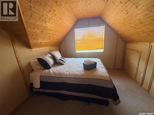 Joanette Dr Cabin, Leask Rm No. 464, SK - Indoor Photo Showing Bedroom