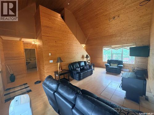 Joanette Dr Cabin, Leask Rm No. 464, SK - Indoor