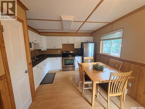 Joanette Dr Cabin, Leask Rm No. 464, SK - Indoor