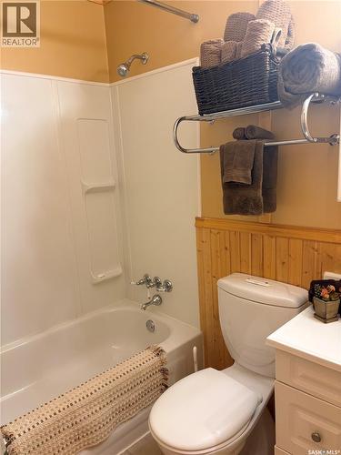 Joanette Dr Cabin, Leask Rm No. 464, SK - Indoor Photo Showing Bathroom