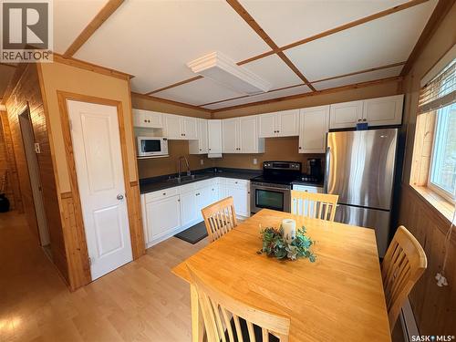 Joanette Dr Cabin, Leask Rm No. 464, SK - Indoor