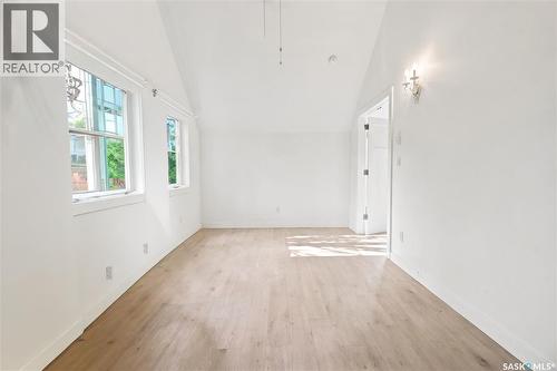 223 Green Avenue, Regina Beach, SK - Indoor Photo Showing Other Room