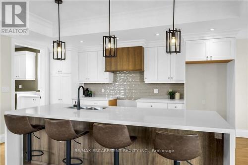 to-be-built (Photo for illustration purpose only) - 92 Craddock Boulevard, Haldimand, ON - Indoor Photo Showing Kitchen With Upgraded Kitchen