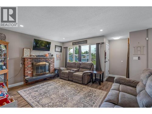 4280 DAVIE AVENUE  Prince George, BC V2M 4G8