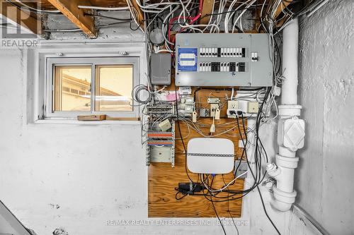 3569 Cawthra Road, Mississauga, ON 
