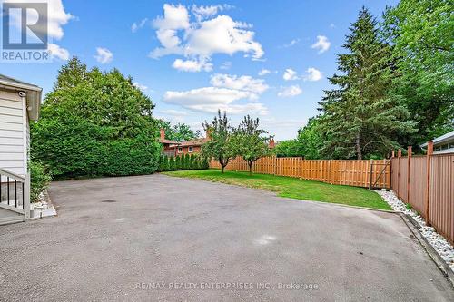 3569 Cawthra Road, Mississauga, ON 