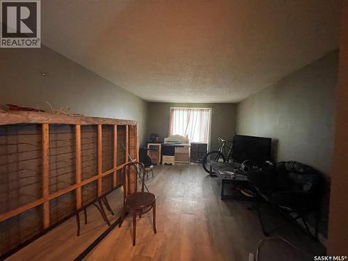 330 Acadia Drive, Saskatoon, SK - Indoor