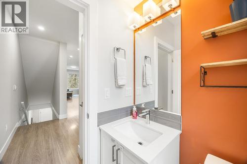 1146 Black Mountain Drive, Kelowna, BC - Indoor Photo Showing Bathroom