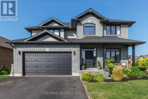 104 HAMPTON RIDGE DRIVE  Belleville (Thurlow Ward), ON K8N 0E6