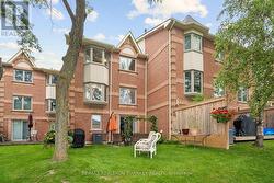 Expansive Lawn to for Kids an - 