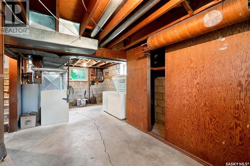 1632 9Th Avenue N, Saskatoon, SK - Indoor Photo Showing Basement
