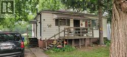 1947 FERNDALE Windsor, ON N8T 2K9