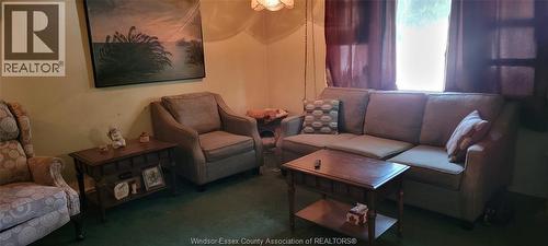1947 Ferndale, Windsor, ON - Indoor Photo Showing Living Room