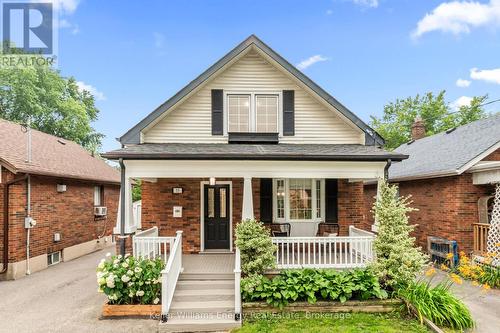 55 ARLINGTON AVENUE  Oshawa (O'Neill), ON L1G 2N3