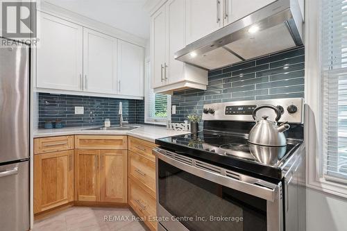 80 Memorial Crescent, Guelph (Junction/Onward Willow), ON - Indoor Photo Showing Kitchen With Upgraded Kitchen