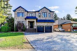 386 ALPER STREET Richmond Hill, ON L4C 2Z4