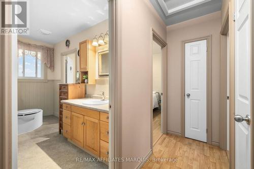 57 Golf Club Road, Rideau Lakes, ON - Indoor Photo Showing Bathroom