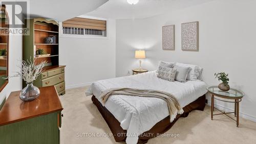 104 Passageway Private, Ottawa, ON - Indoor Photo Showing Bedroom