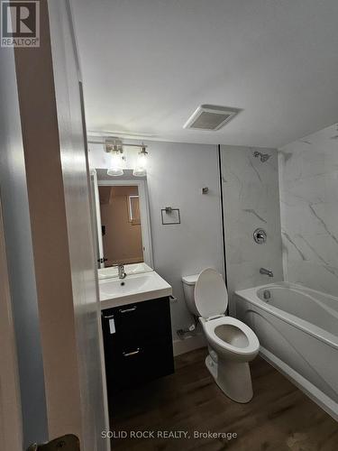 846 Alpine Avenue, Ottawa, ON - Indoor Photo Showing Bathroom