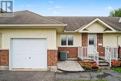 515 PUMPKIN PATCH PRIVATE Ottawa, ON K0A 2Z0