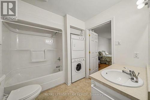 primary cheater ensuite - 515 Pumpkin Patch Private, Ottawa, ON - Indoor