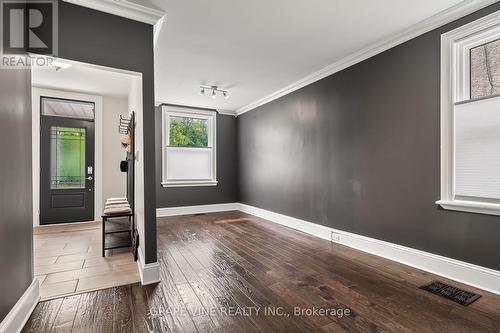 31 Westmount Avenue, Ottawa, ON - Indoor Photo Showing Other Room