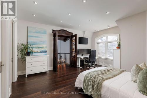 1165 Garden Road, Mississauga, ON - Indoor Photo Showing Bedroom