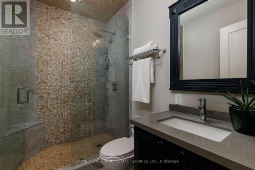 1165 Garden Road, Mississauga, ON - Indoor Photo Showing Bathroom