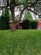 25 ARCH Road  Mississauga, ON L5M 1M4