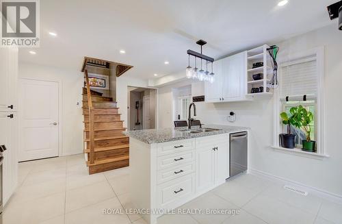 5106 Ament Line, Wellesley, ON - Indoor Photo Showing Other Room