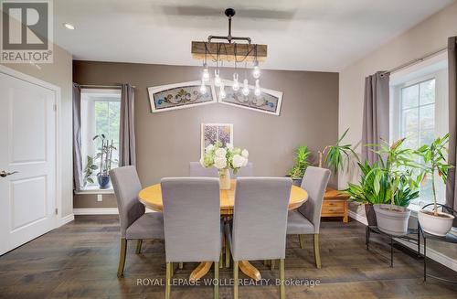 5106 Ament Line, Wellesley, ON - Indoor Photo Showing Dining Room