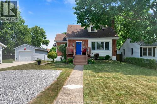 94 Dundas STREET  Wallaceburg, ON N8A 2J2