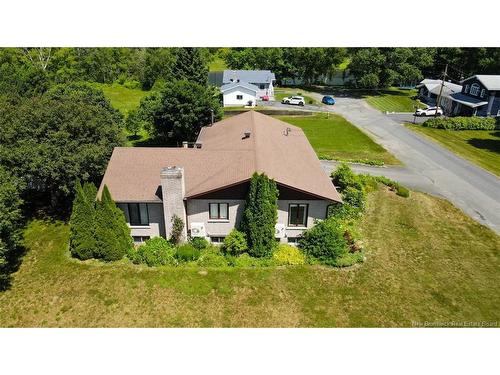 37 Thomas St, Saint-Jacques, NB 