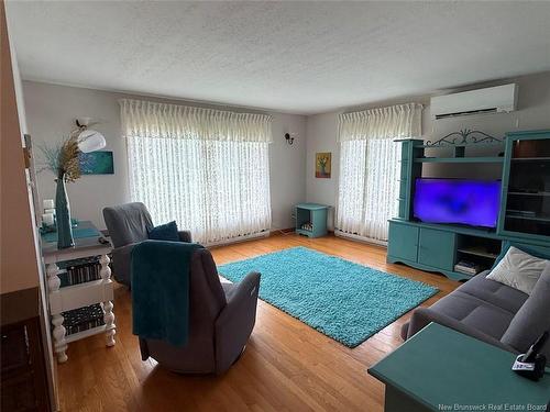 37 Thomas St, Saint-Jacques, NB 