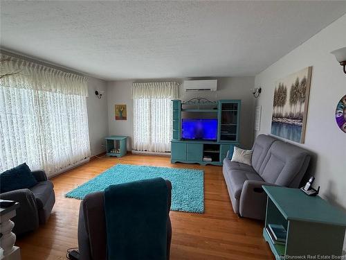 37 Thomas St, Saint-Jacques, NB 