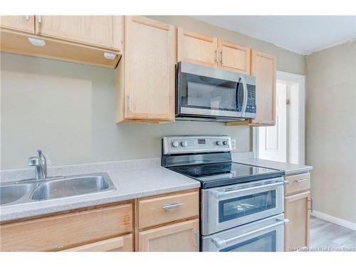 425 Douglas Ave, Saint John, NB - Indoor Photo Showing Kitchen With Double Sink