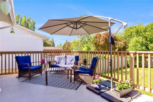 10040 Siddall Rd, Sidney, BC 