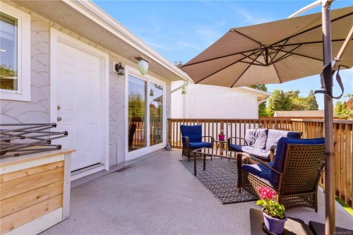 10040 Siddall Rd, Sidney, BC 