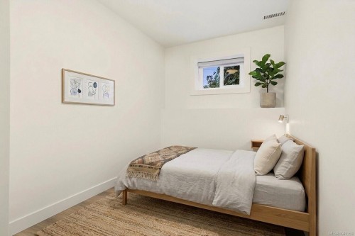10040 Siddall Rd, Sidney, BC 