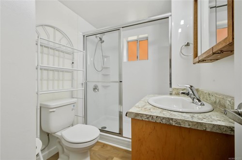 10040 Siddall Rd, Sidney, BC 