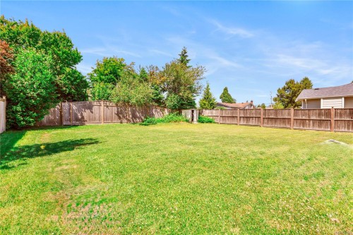 10040 Siddall Rd, Sidney, BC 