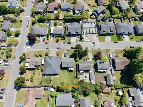 10040 Siddall Rd, Sidney, BC 
