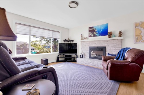 10040 Siddall Rd, Sidney, BC 